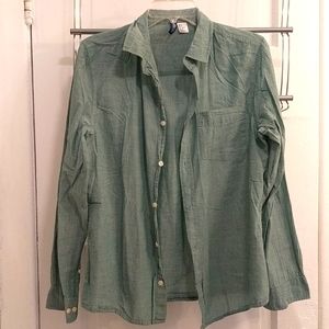 Men's button down shirt.